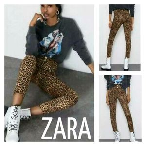 ZARA Animal Print Leopard Skinny Pants Mid Rise Jeans Zipper Black Moto